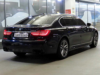 BMW 7-SERIES G11 2017