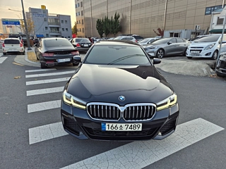 BMW 5-SERIES G30 2021