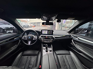 BMW 5-SERIES G30 2022