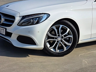 MERCEDES BENZ C-CLASS W205 2017