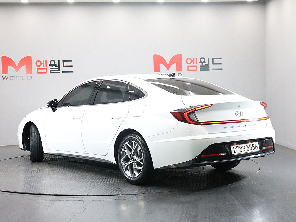 HYUNDAI SONATA DN8 2022