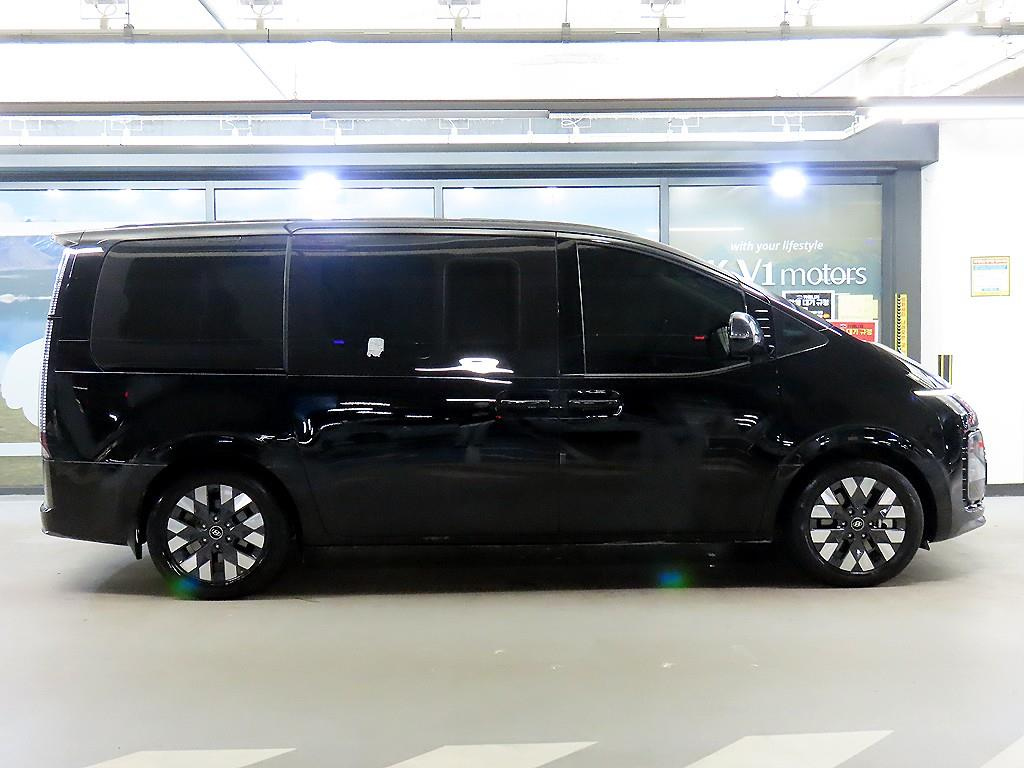 HYUNDAI STARIA 2022