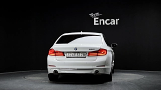 BMW 5-SERIES G30 2019