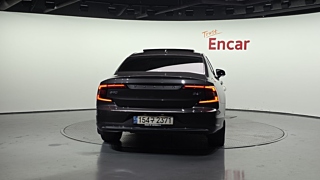 VOLVO S90 2022