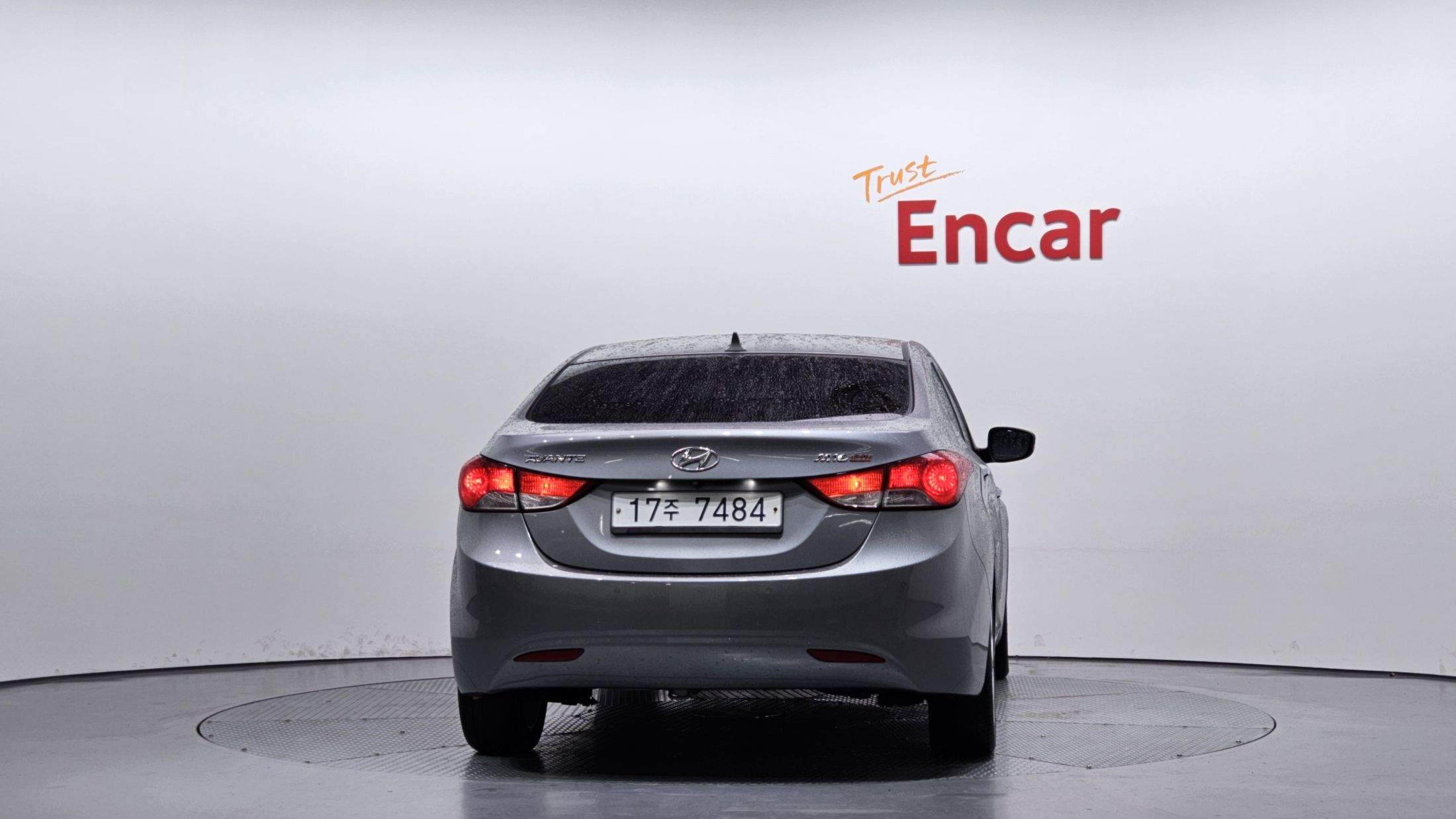 HYUNDAI AVANTE MD 2011