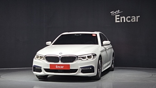 BMW 5-SERIES G30 2017
