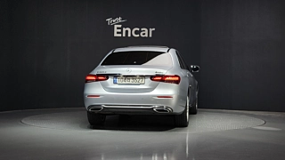 MERCEDES BENZ E-CLASS W213 2023