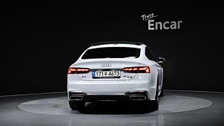 AUDI A5 F5 2023
