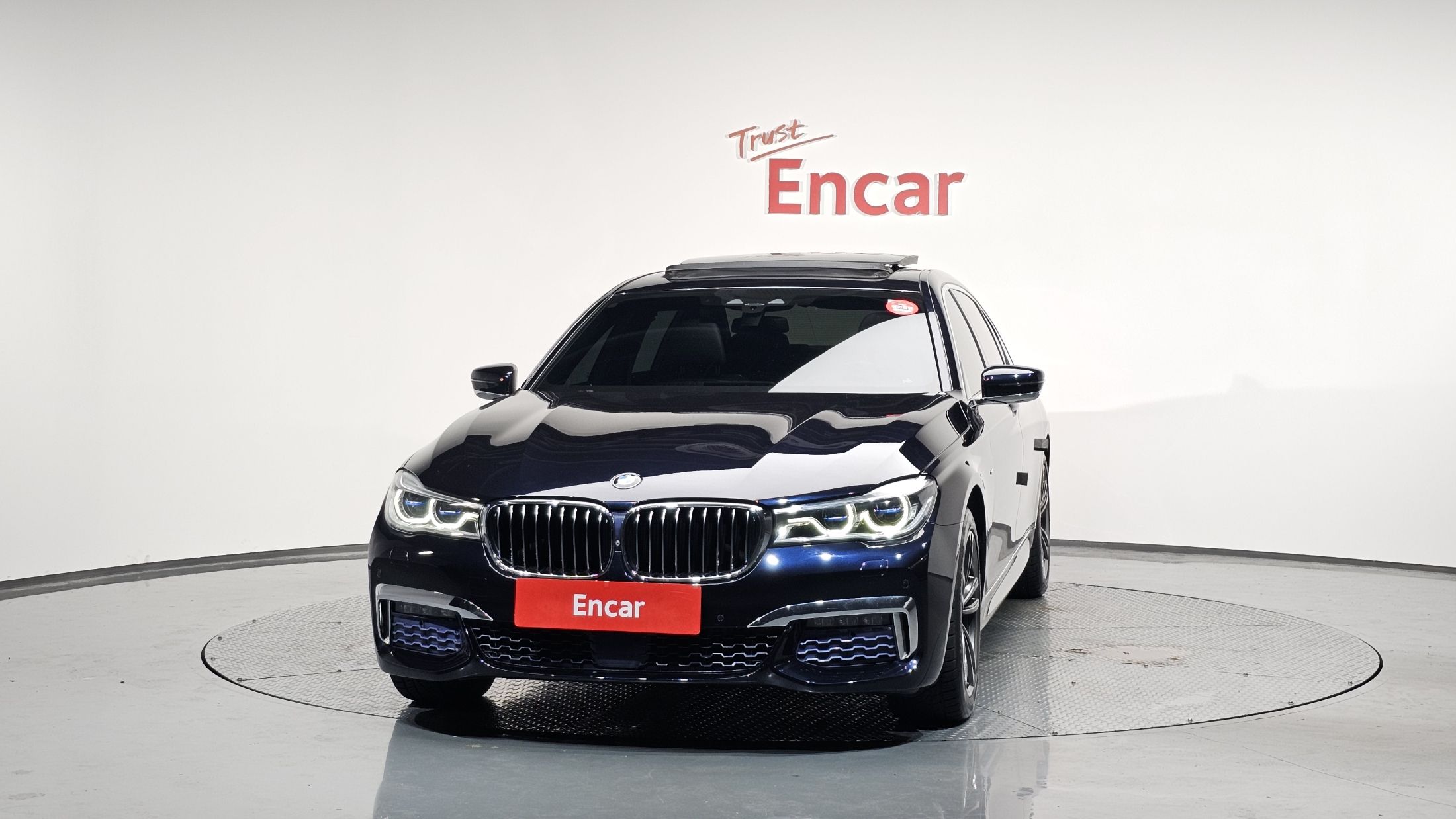 BMW 7-SERIES G11 2017