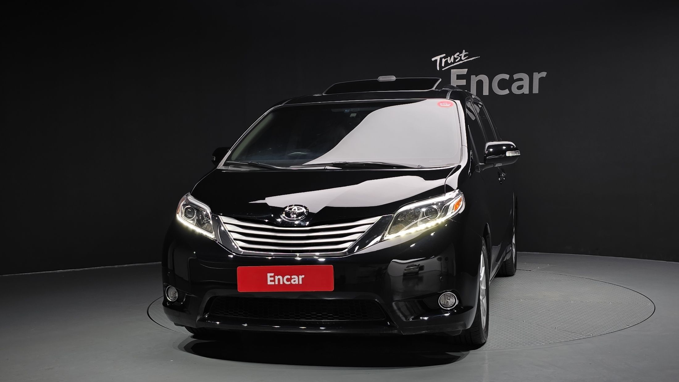 TOYOTA SIENNA 2017