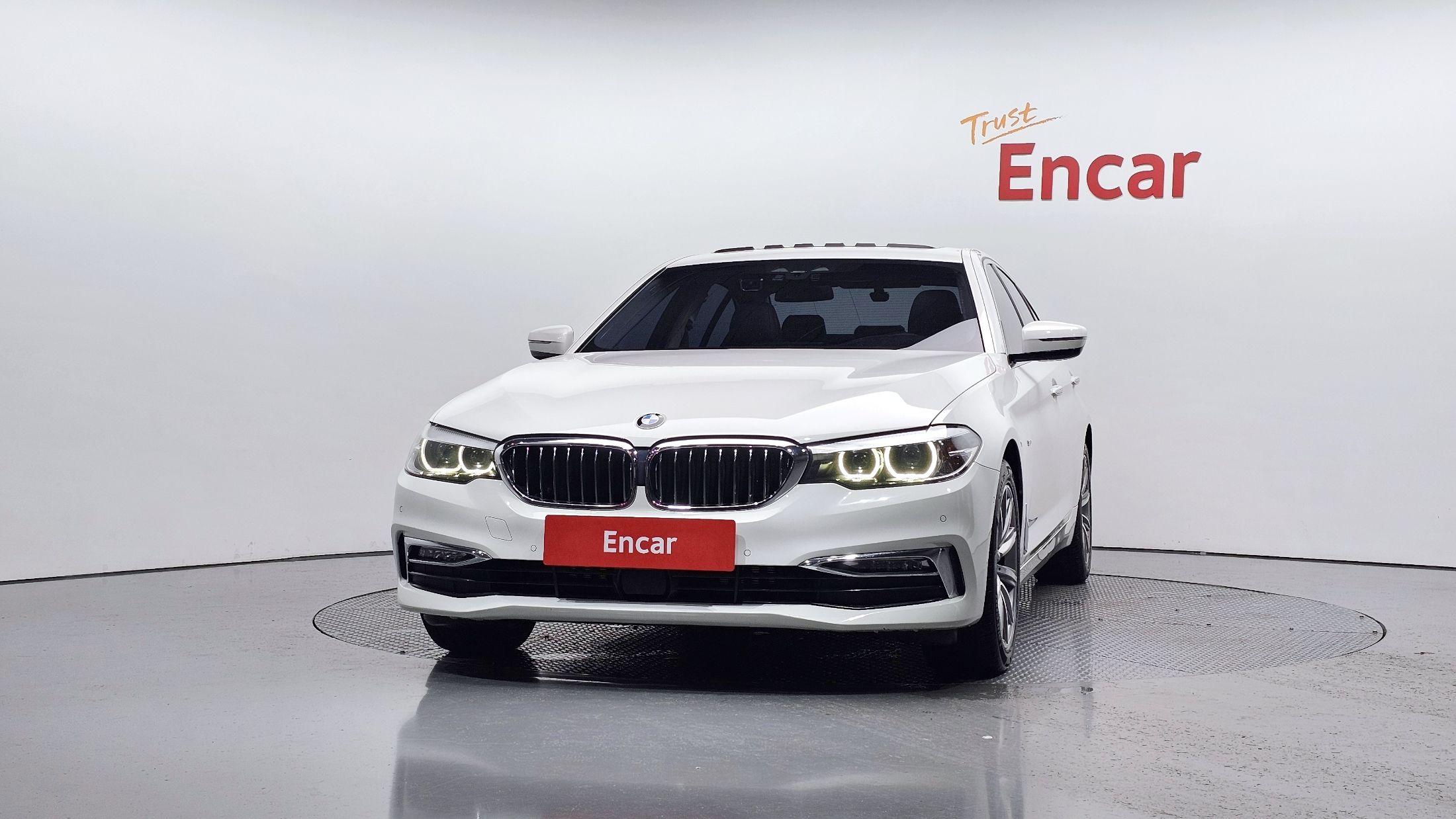 BMW 5-SERIES G30 2018