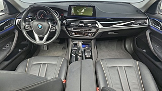 BMW 5-SERIES G30 2018