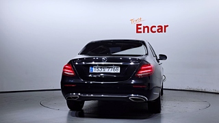 MERCEDES BENZ E-CLASS W213 2019