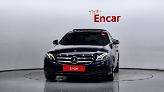 MERCEDES BENZ E-CLASS W213 2019