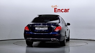 MERCEDES BENZ E-CLASS W213 2019