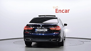 BMW 7-SERIES G11 2017