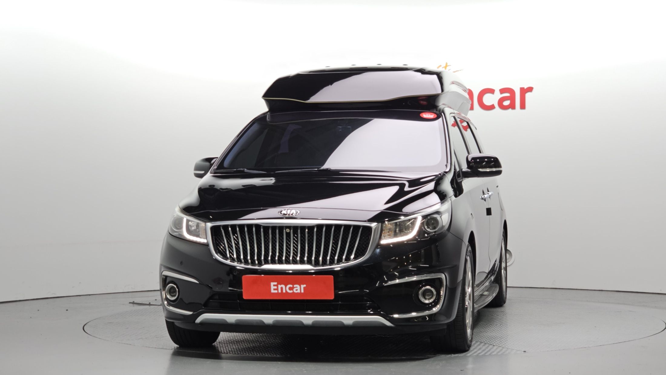 KIA CARNIVAL 2016