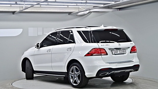 MERCEDES BENZ GLE-CLASS W166 2016