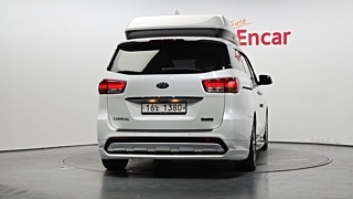 KIA CARNIVAL 2017