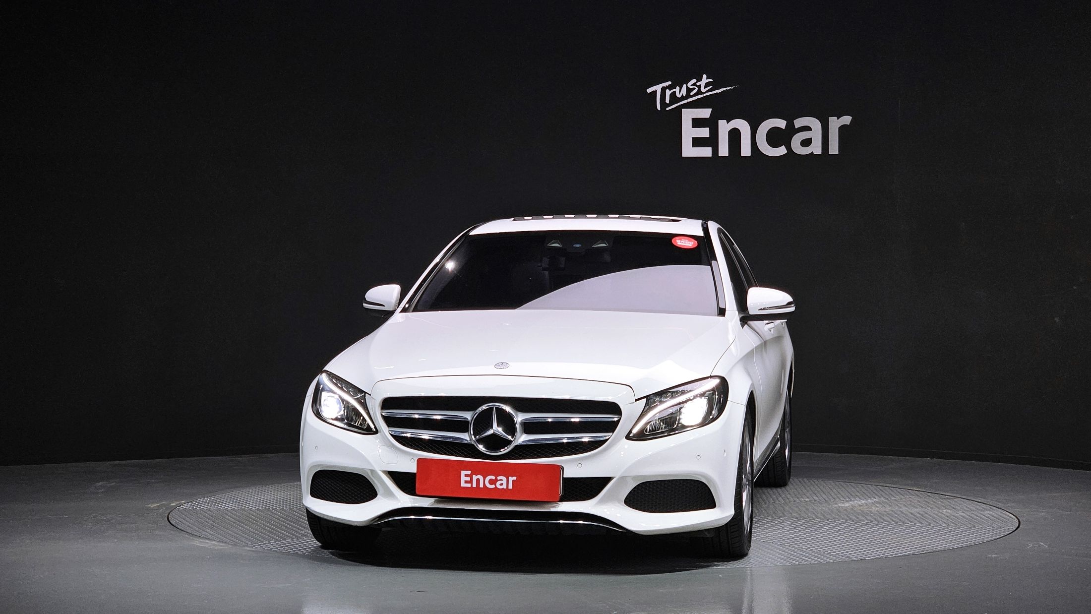 MERCEDES BENZ C-CLASS W205 2016
