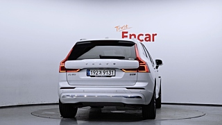 VOLVO XC60  2 GENERATION B5 Insignia 2021