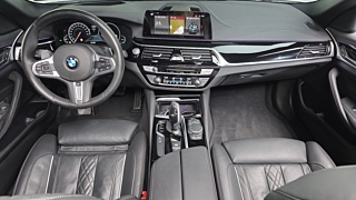 BMW 5-SERIES G30 2019