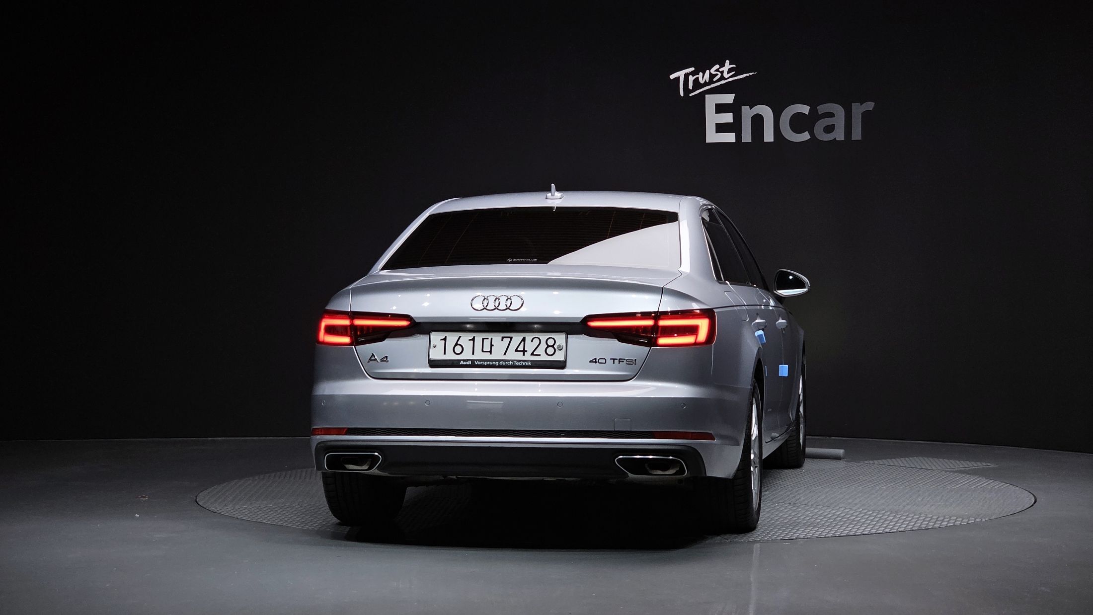 AUDI A4 B9 2019