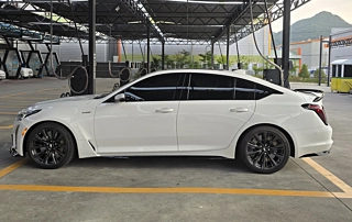 CADILLAC CT5-V 2022