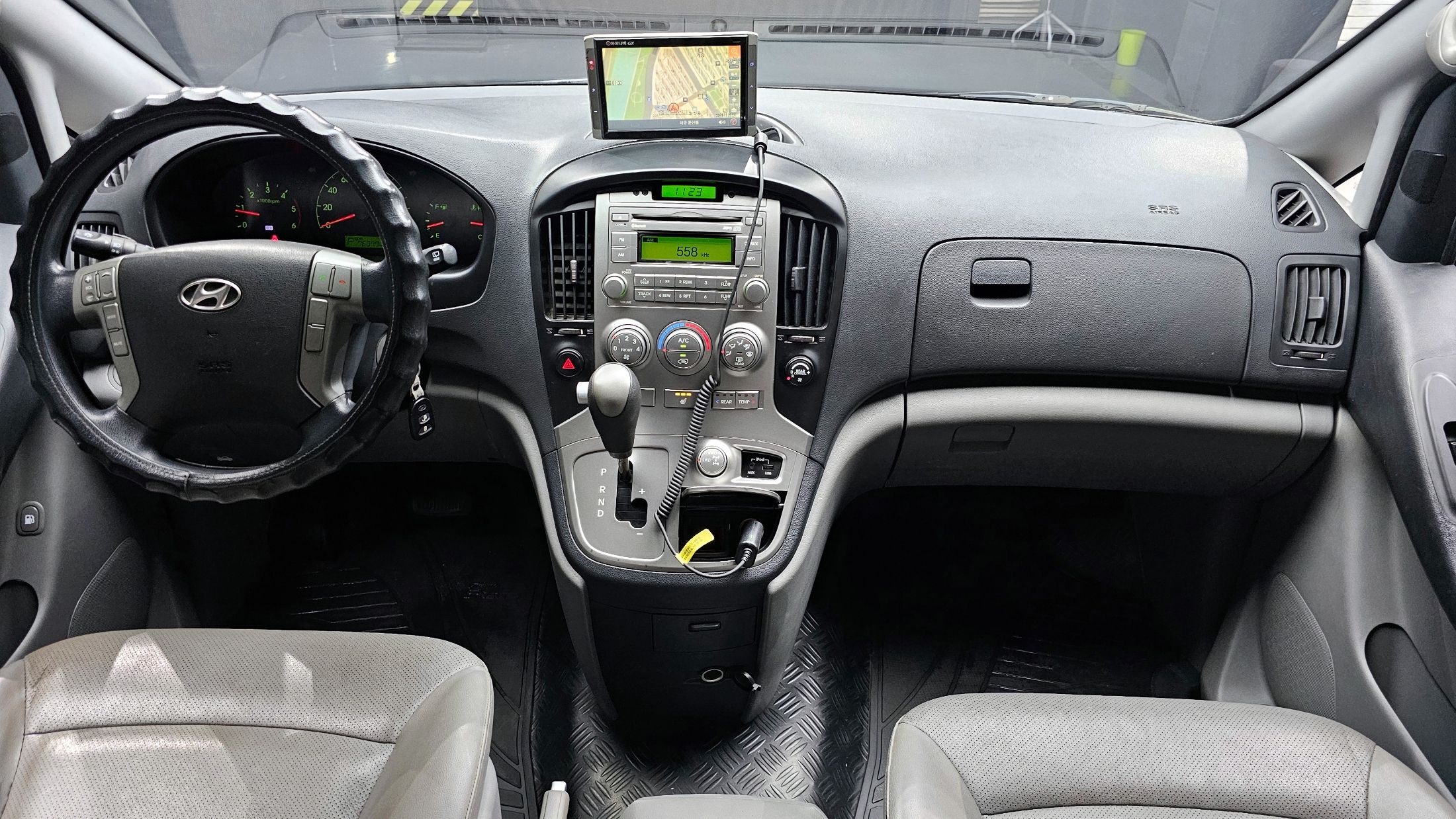 HYUNDAI STAREX GRAND 2013