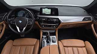 BMW 5-SERIES G30 2017