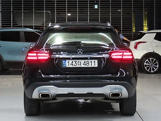MERCEDES BENZ GLA-CLASS X156 2019