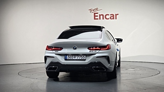 BMW 8-SERIES G15 2024