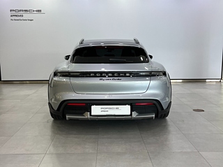 PORSCHE TAYCAN 2024