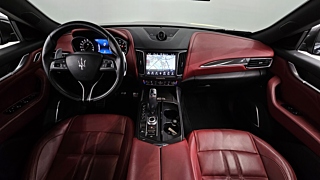 MASERATI LEVANTE 2020