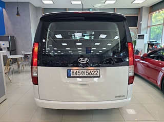 HYUNDAI STARIA 2022