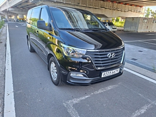 HYUNDAI STAREX GRAND  Van 3 Seater 2019