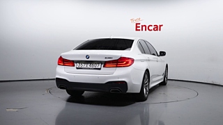 BMW 5-SERIES G30 2020