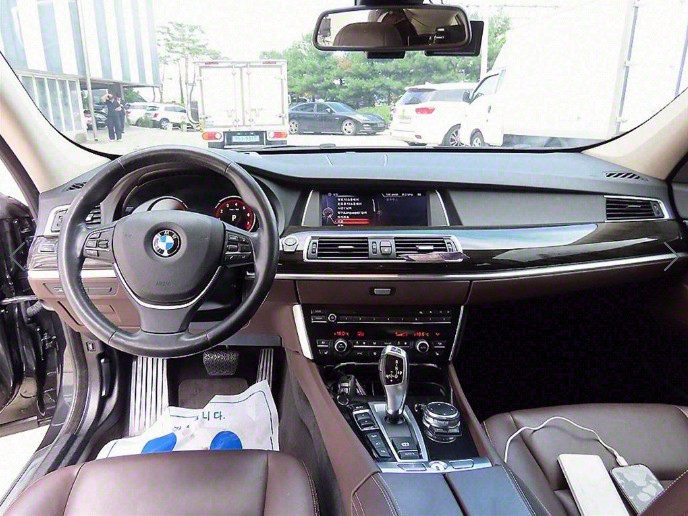 BMW 5-SERIES GT F07 2016
