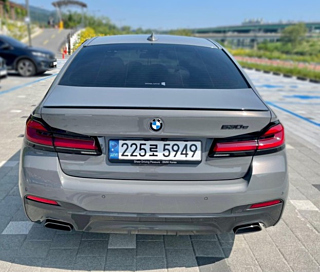 BMW 5-SERIES G30 2021