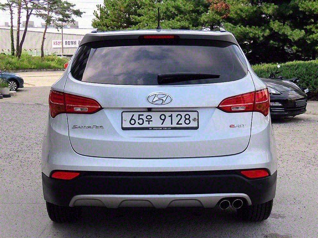 HYUNDAI SANTAFE DM 2013