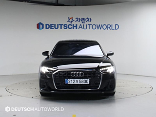 AUDI A8 D5 2022