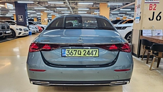 MERCEDES BENZ E-CLASS W214  E300 4MATIC Exclusive 2024