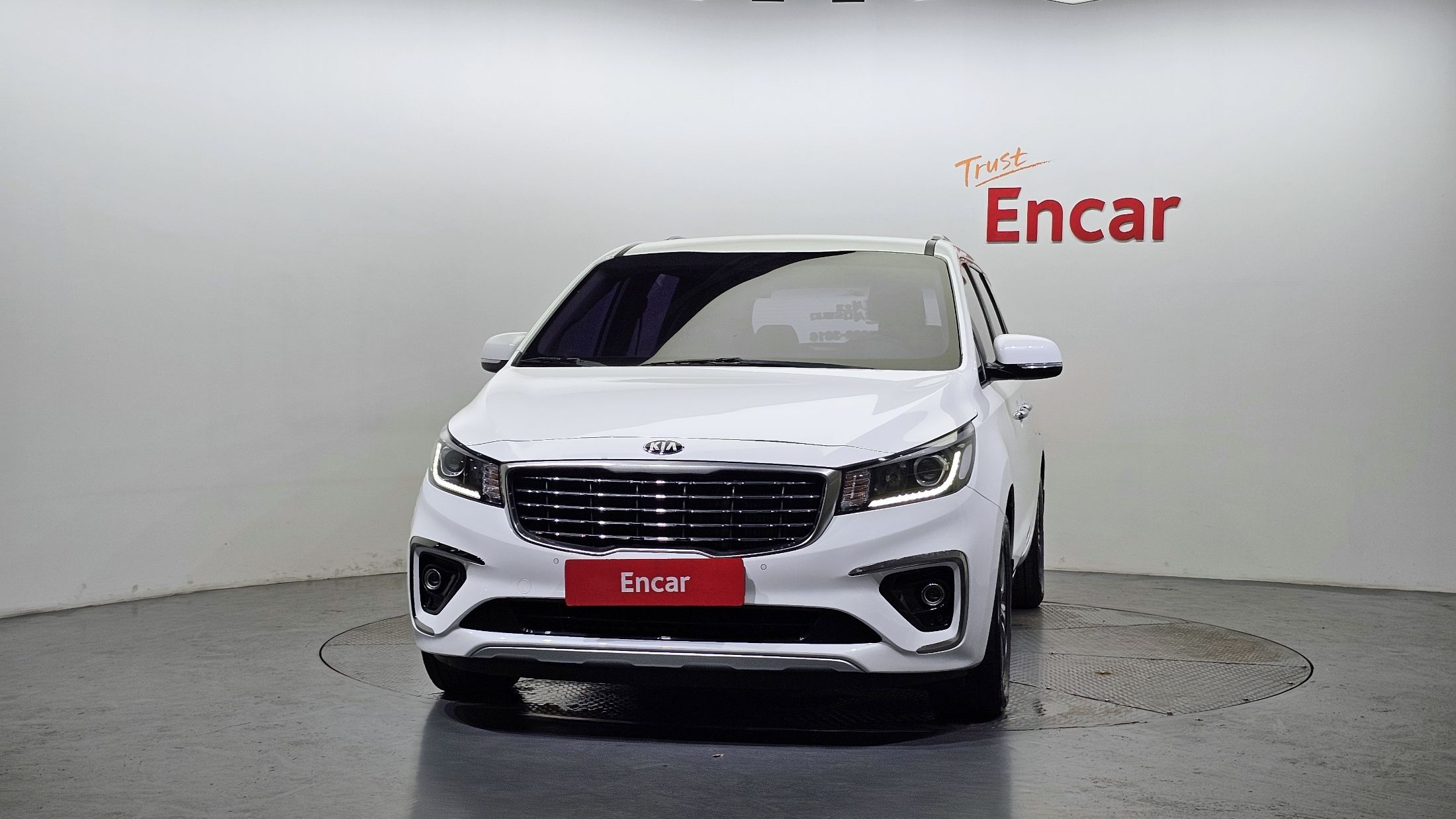 KIA CARNIVAL 2018