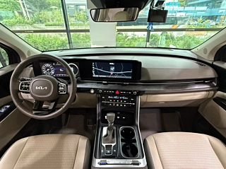 KIA CARNIVAL  4 GENERATION 9 Seater Prestige 2022