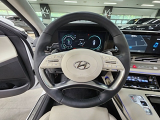 HYUNDAI GRANDEUR IG HYBRID 2022