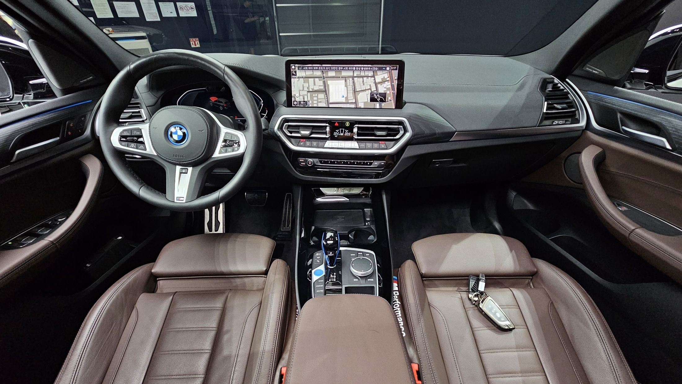 BMW IX3 2022