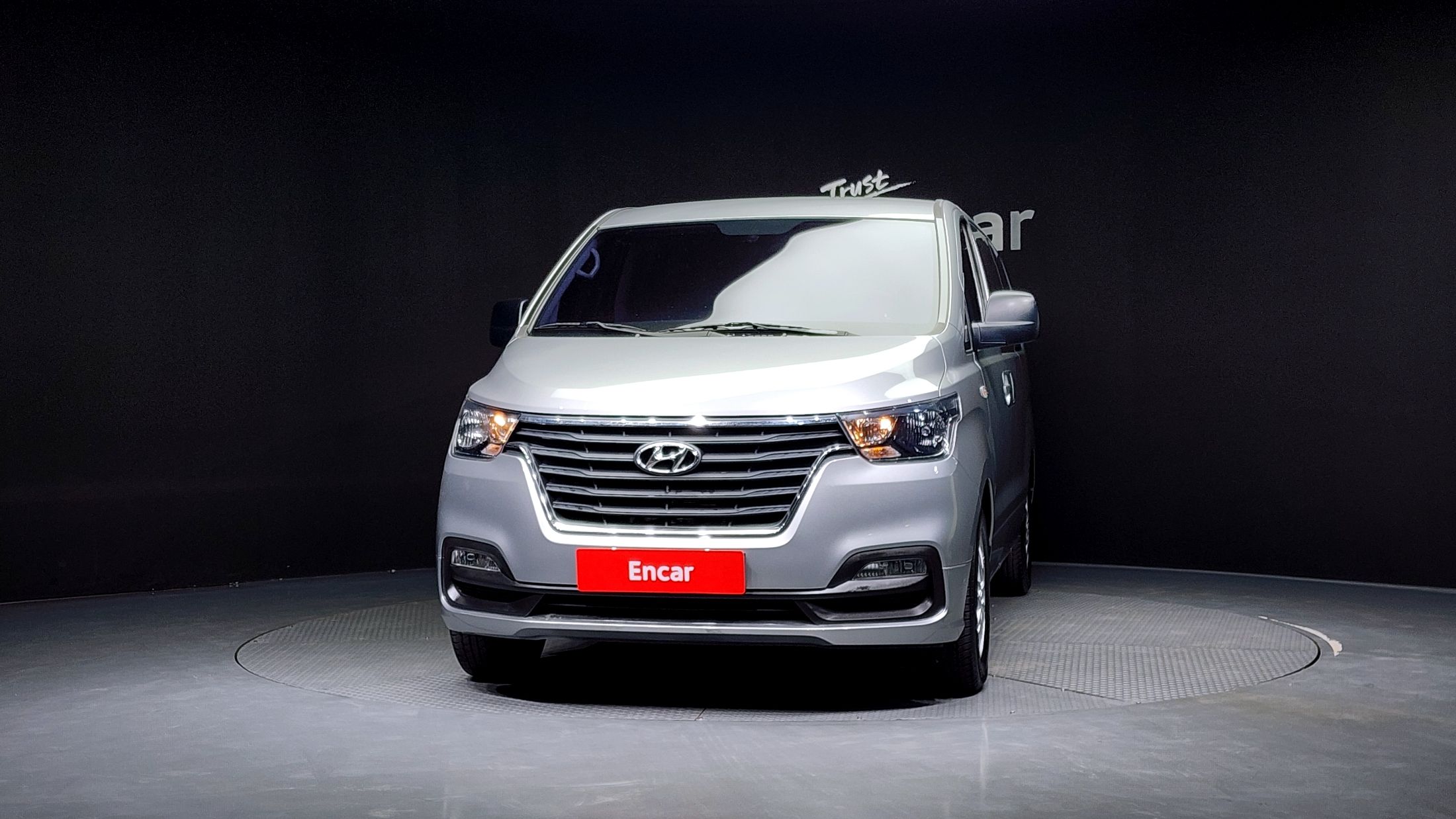 HYUNDAI STAREX GRAND 2019