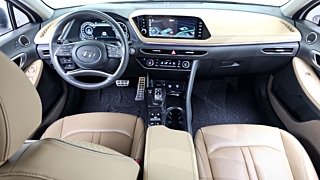 HYUNDAI SONATA DN8 2019