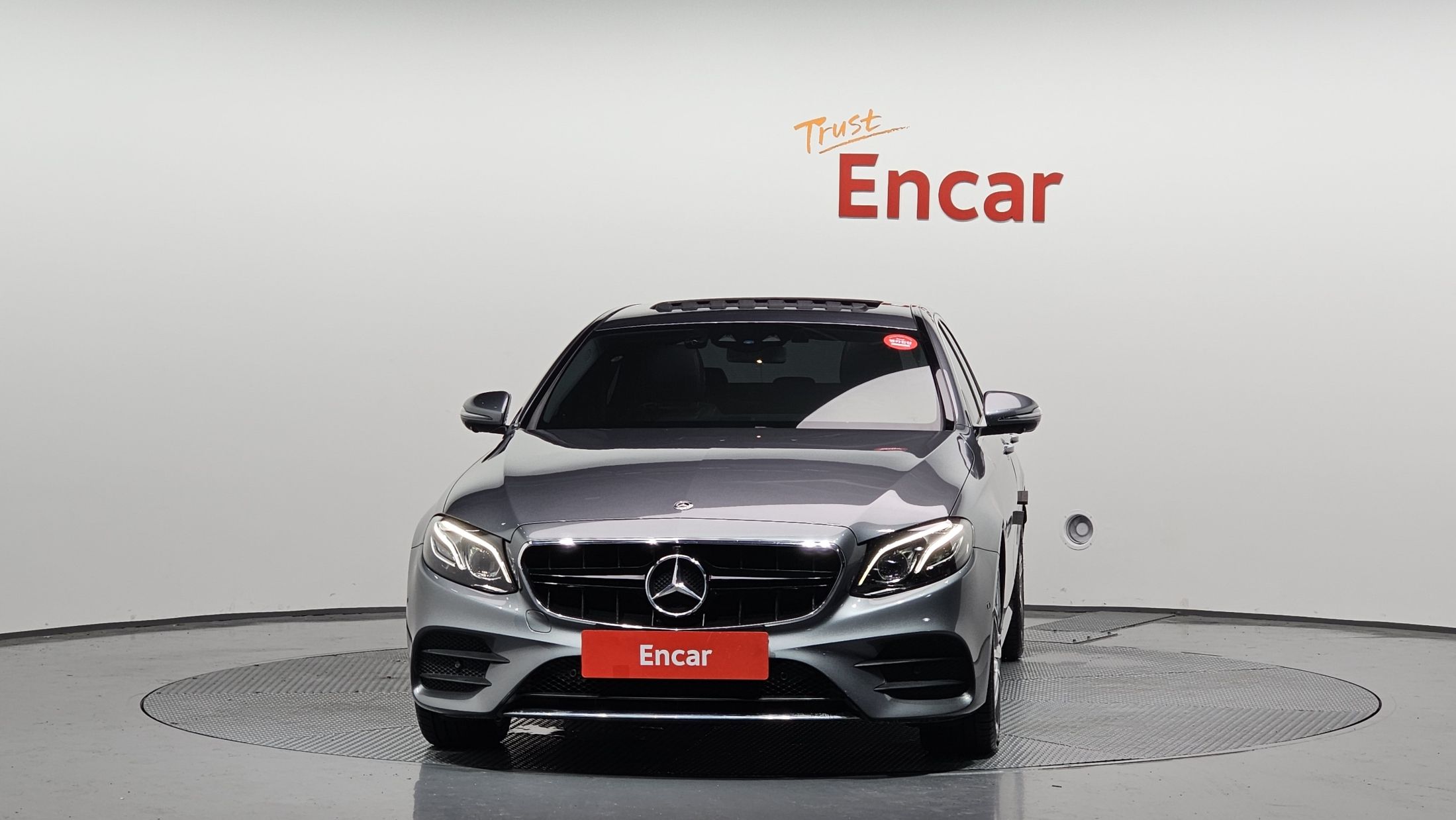 MERCEDES BENZ E-CLASS W213 2018