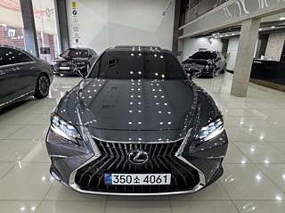 LEXUS ES300H 2024